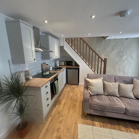 Cosy Modern Miners Cottage Llanllechid Exteriér fotografie
