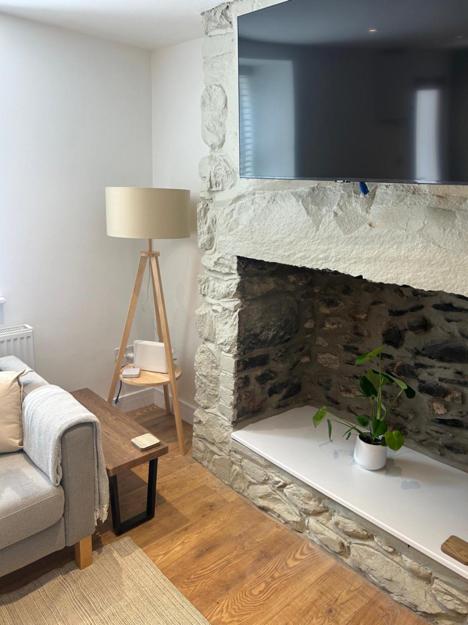 Cosy Modern Miners Cottage Llanllechid Exteriér fotografie