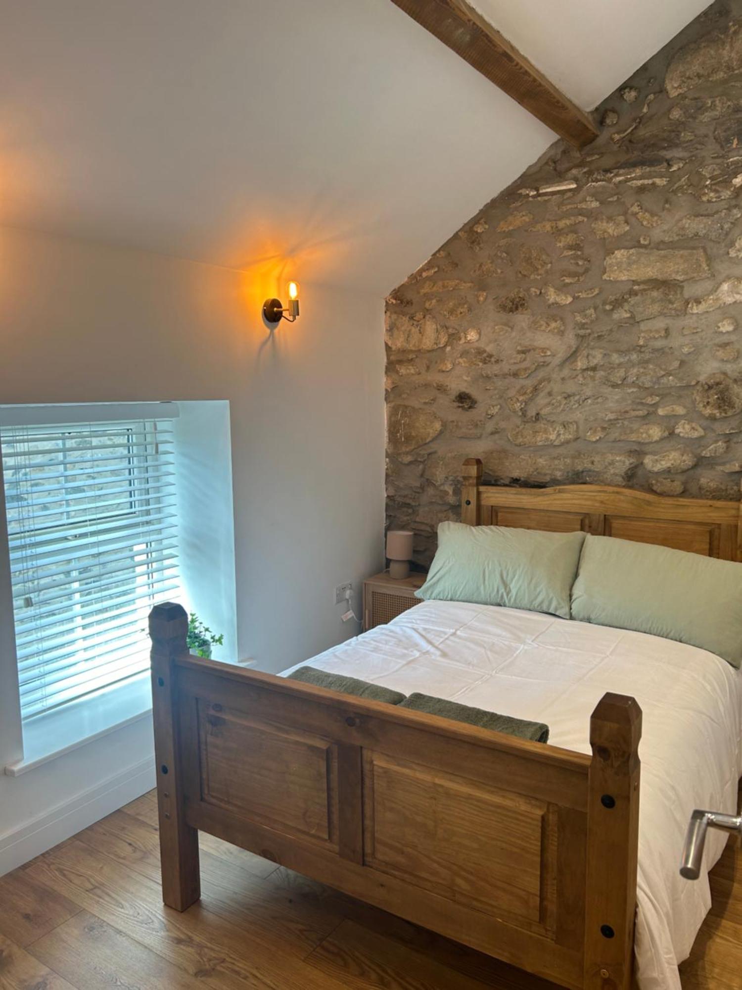 Cosy Modern Miners Cottage Llanllechid Exteriér fotografie